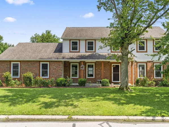 410 White Path St, Pataskala, OH 43062