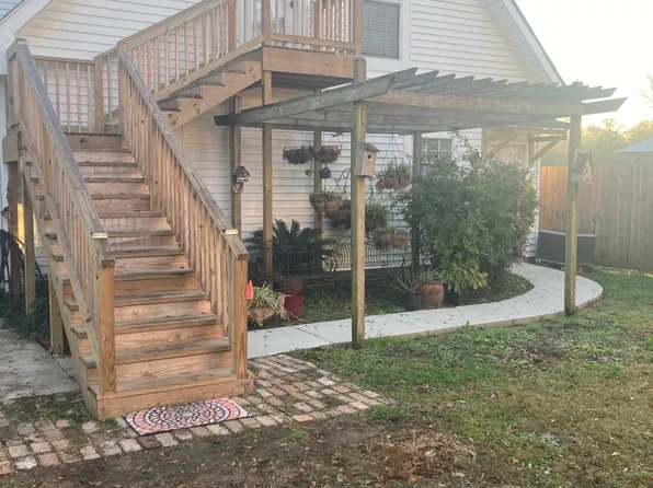 22096 Main St #A, Abita Springs, LA 70420