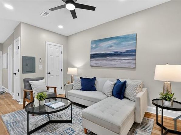 212 36th St NE APT 3