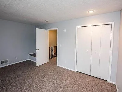 Upstairs Bedroom 2
