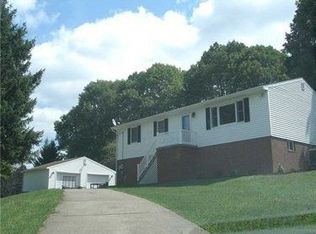 780 McElree Rd, Washington, PA 15301
