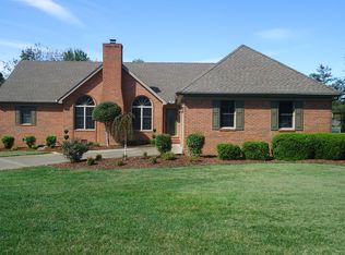 1548 Whippoorwill Dr, Murray, KY 42071