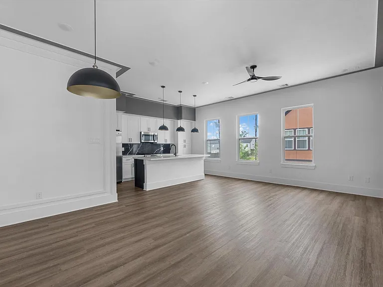 9004 Orange Spring Dr — Photo 5