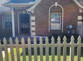 6754 W Beaumont Cir, Southaven, MS 38671