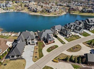 8353 Pier Point Ct, South Lyon, MI 48178