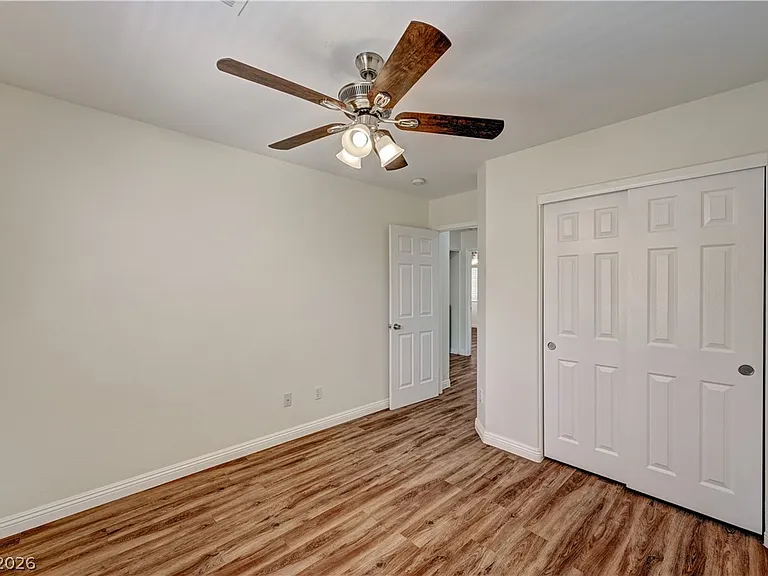 6457 Abbey Door Ct — Photo 17