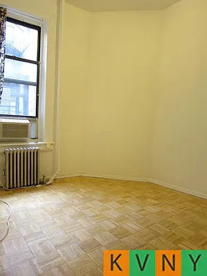 Rented by KVNY Soho | media 19