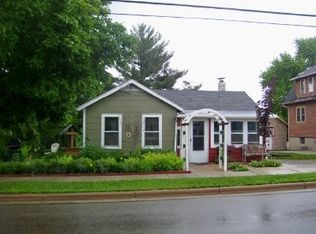 308 N High St, Fort Atkinson, WI 53538