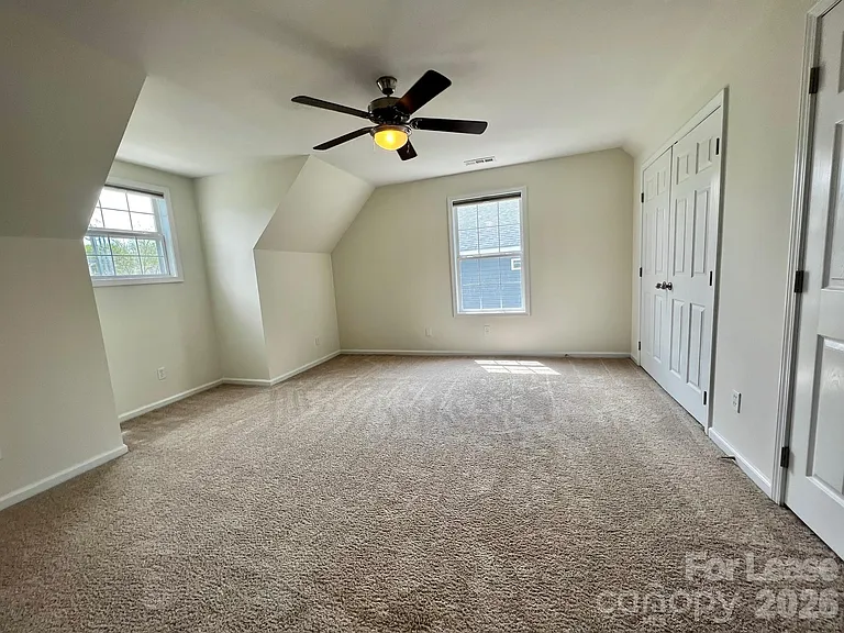 926 Polk St — Photo 27