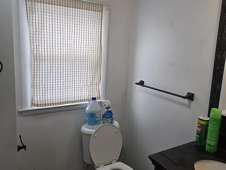13864 Barclay St #2 — Photo 5