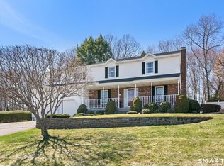 112 Woodsedge Court, Berlin, CT 06037