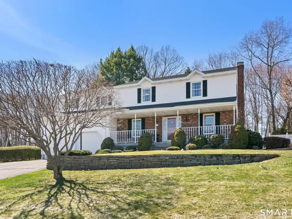 112 Woodsedge Court, Berlin, CT 06037