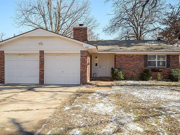2nd image of 640 Woodland Way