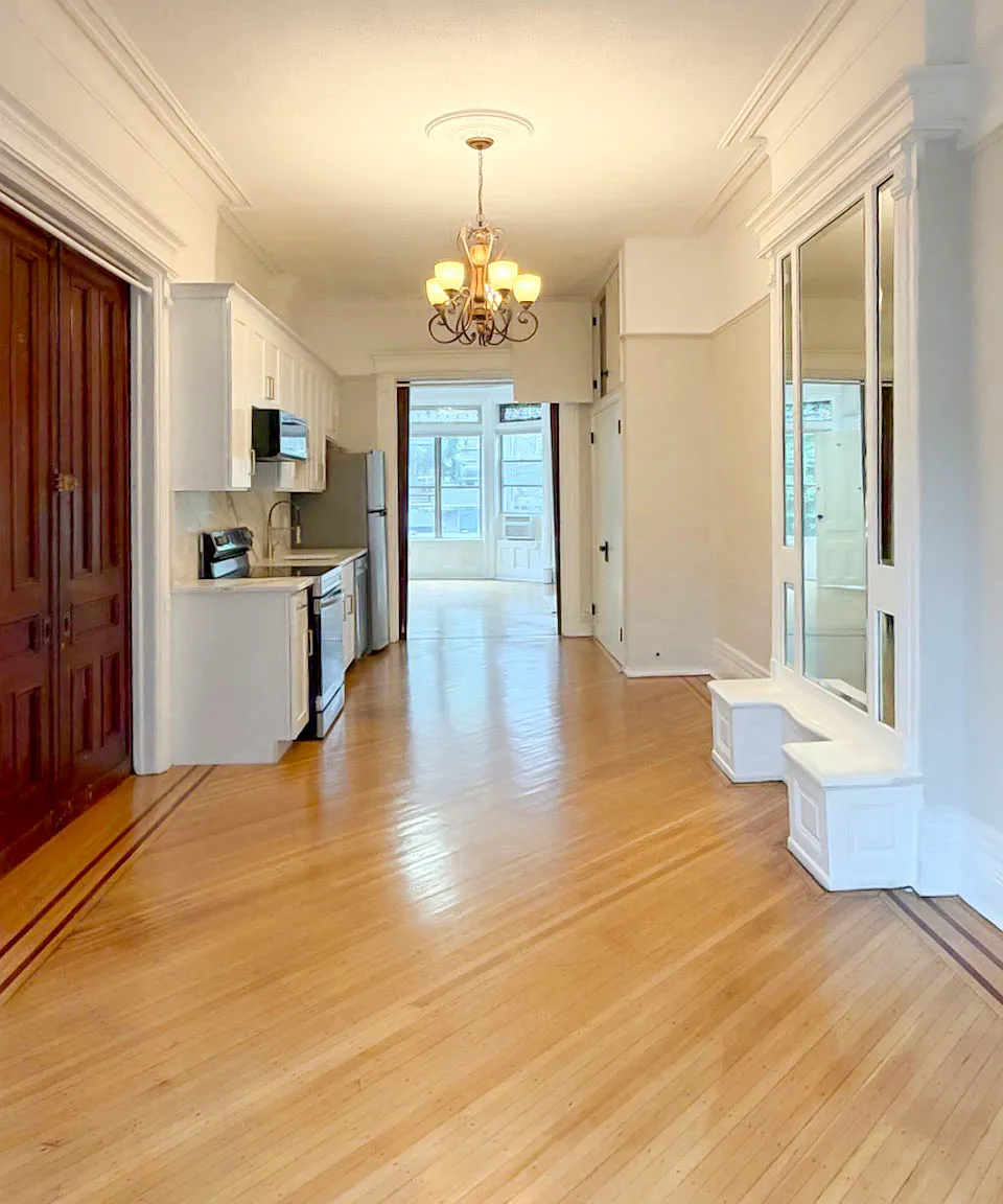 578 Macon Street — Photo 4