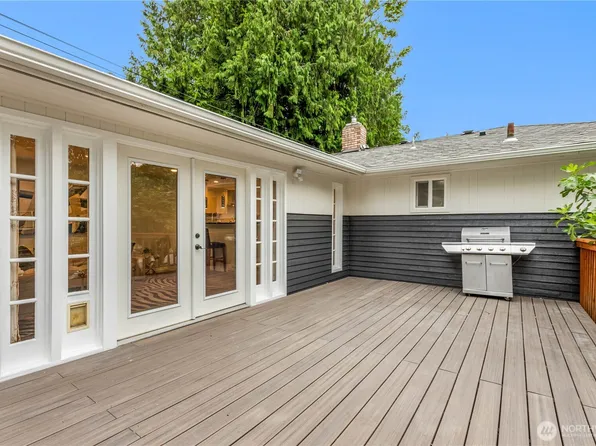 4530 240th Street SW, Mountlake Terrace, WA 98043