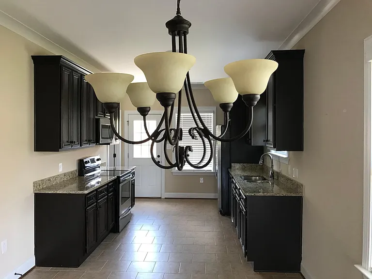 1821 Bell Tower Ln NE #1821 — Photo 5