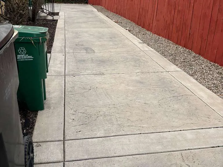 common pathway of 3 homes