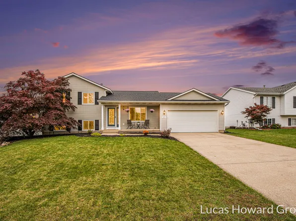 6773 Summerbreeze Dr SE, Caledonia, MI 49316