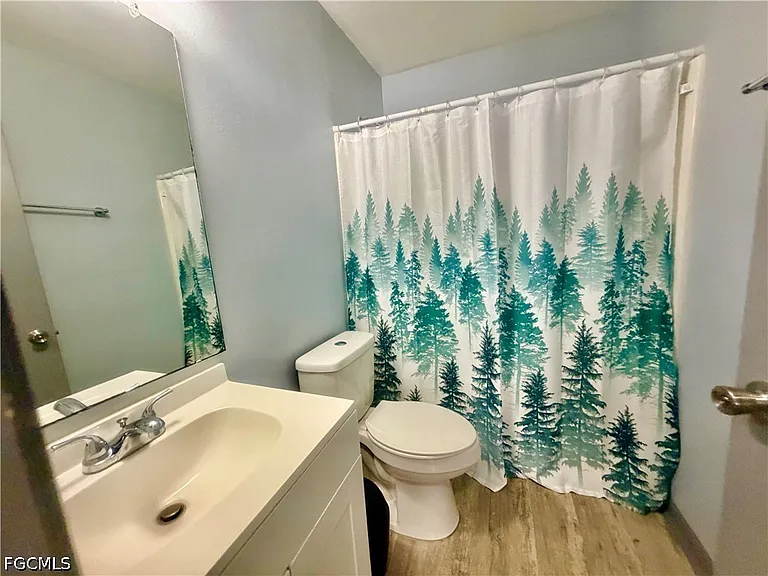 200 Mid Island Dr — Photo 13