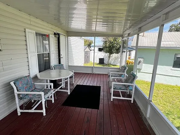 200 Banana River Dr #E5, Merritt Island, FL 32952