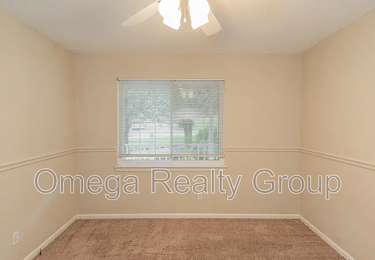 5653 Cheryl Dr — Photo 30