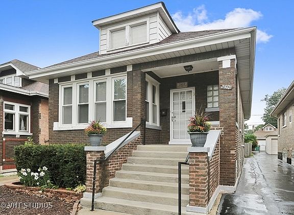 2nd image of 2412 Oak Park Ave