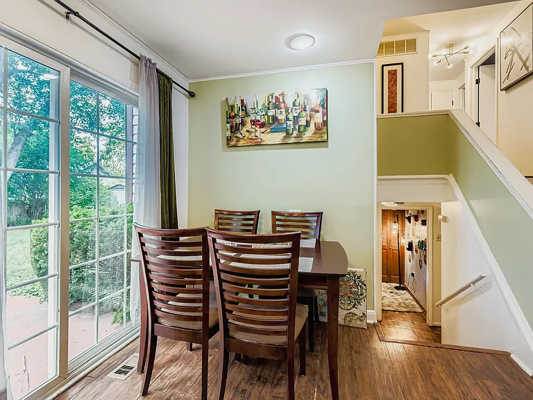 375 Pebblecreek Dr — Photo 5
