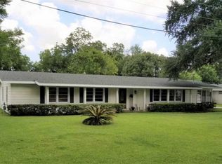 4921 Gulf Ave, Groves, TX 77619