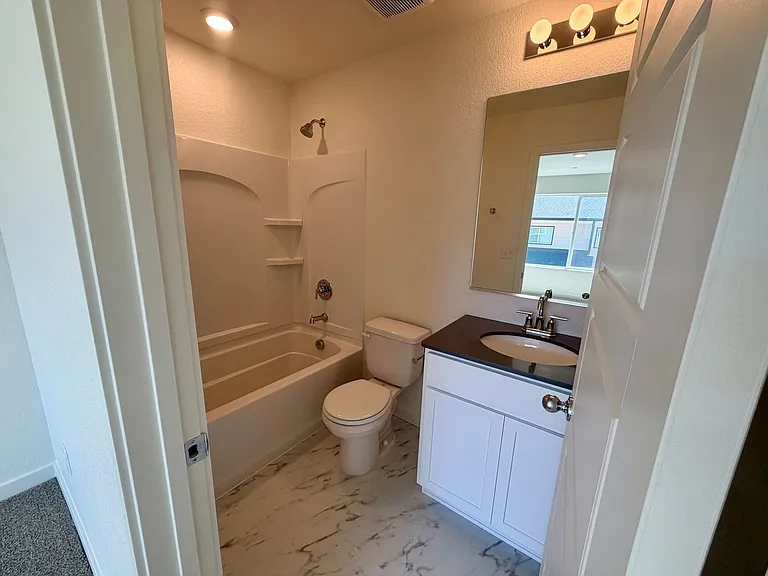 3913 Net St — Photo 13
