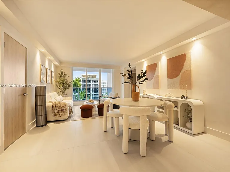 2301 Collins Ave #526 — Photo 4