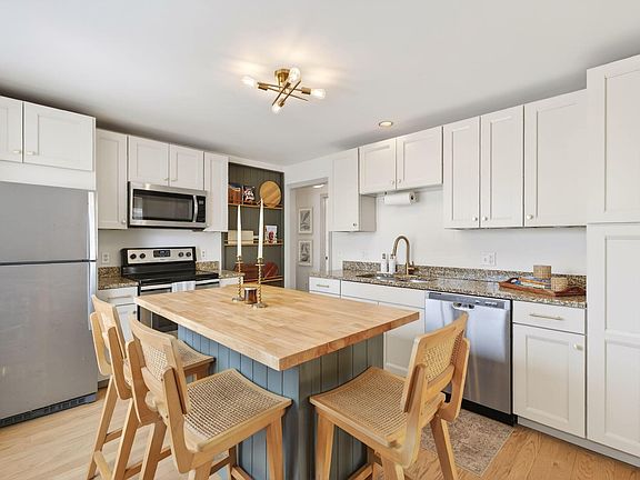 3rd image of 180 Skillings Street