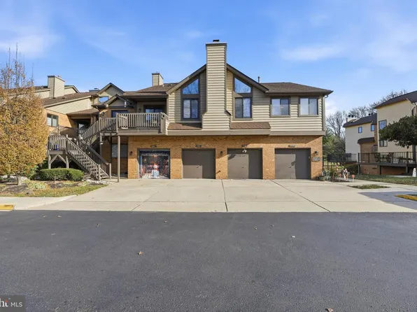 706 Augusta Cir, Mount Laurel, NJ 08054