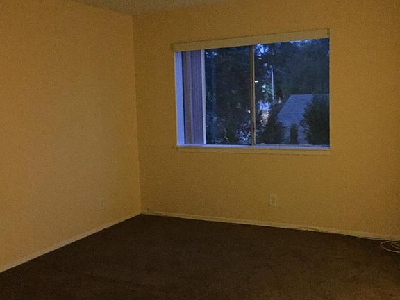 5th image of 620 N Mar Vista Ave APT 3
