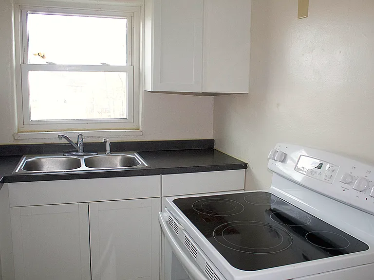 1706 W Grand Ave #1 — Photo 7