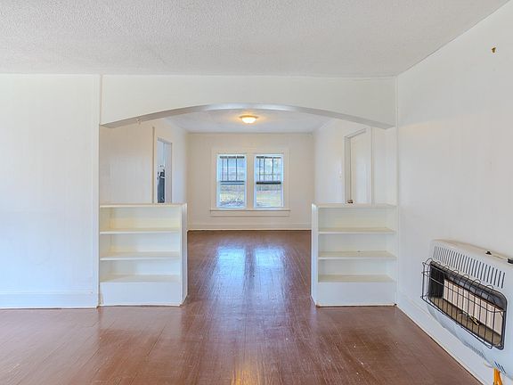 2nd image of 313 Tennessee St