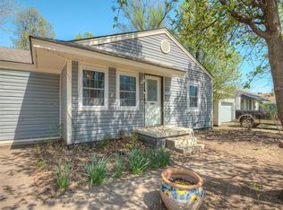 533 E Ercoupe Dr, Midwest City, OK 73110