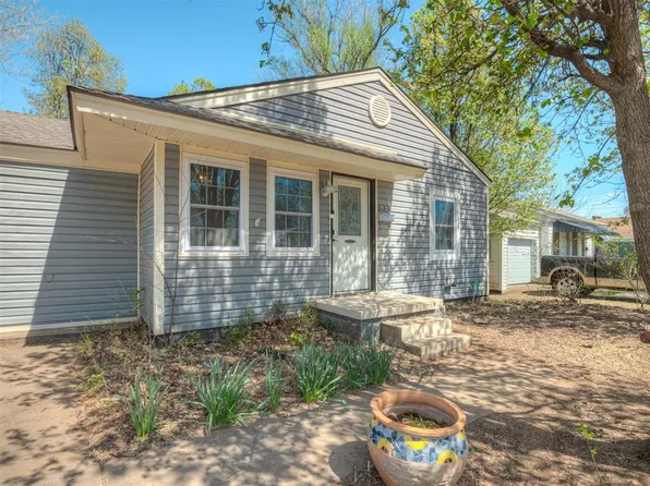 533 E Ercoupe Dr, Midwest City, OK 73110