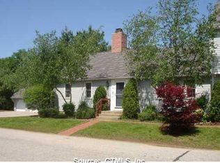 17 Charter Oak Sq #17A, Mansfield Center, CT 06250