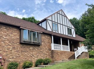 101 Miranda Ct, Martinsburg, WV 25403