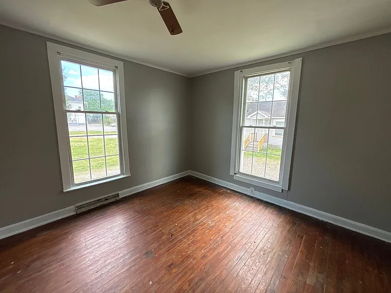 1900 E Ozark Ave — Photo 13