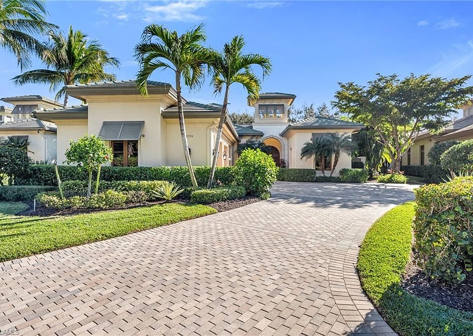 1st image of 28724 La Caille DR