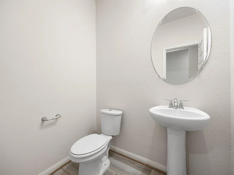 2226 Royal Ann Way — Photo 18
