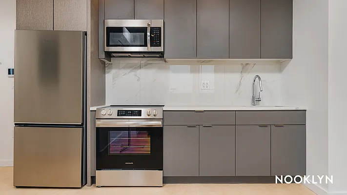 Rented by Nooklyn NYC LLC | media 105