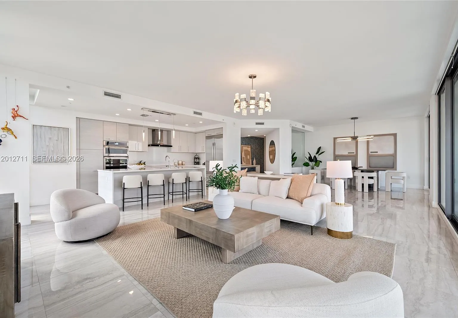 100 Las Olas Condo — Photo 3