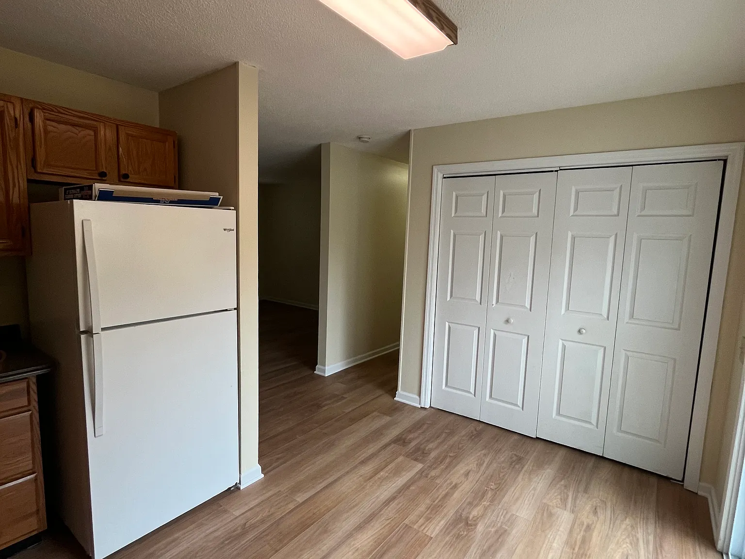 2 bed, 880 sqft, $1,200 — Photo 4