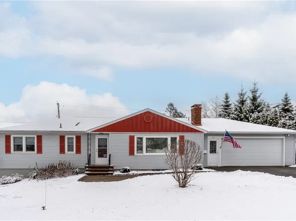103 Elmsford Rd, Syracuse, NY 13214