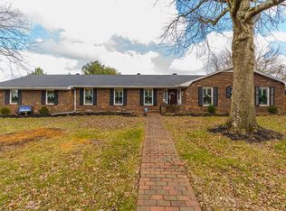 103 Stephen Rd, Frankfort, KY 40601