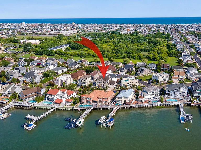 7600 Bayshore Dr — Photo 49