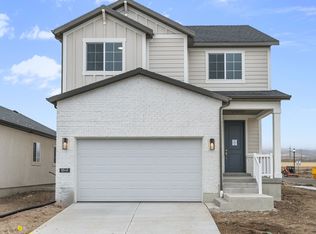 8848 S Veiled Peak Rd, West Jordan, UT 84081
