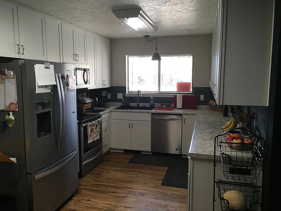1st image of 9404 Academy Hills Dr NE